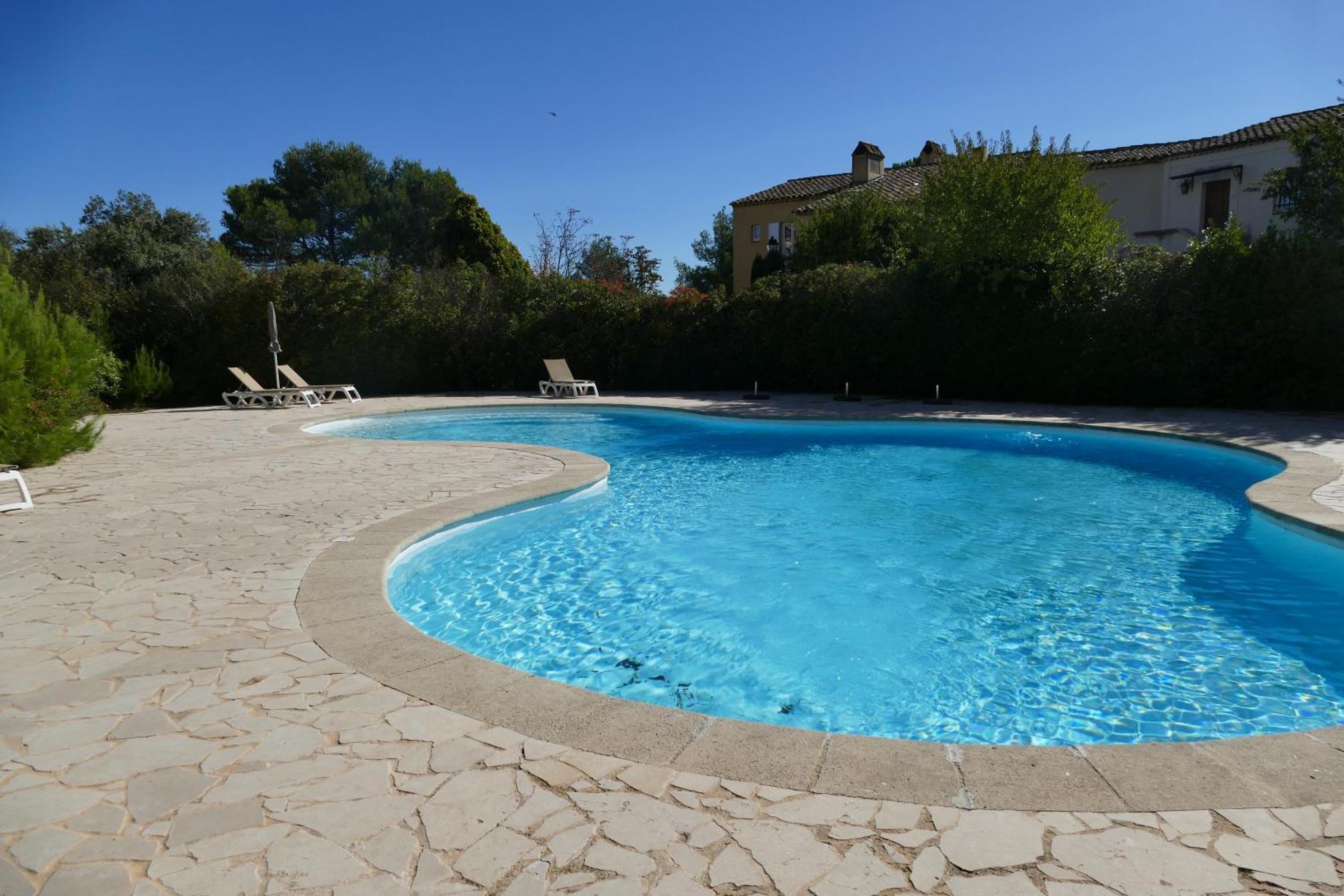 Appartement Clim & Piscine Sur Golf Pont Royal Eksteriør billede