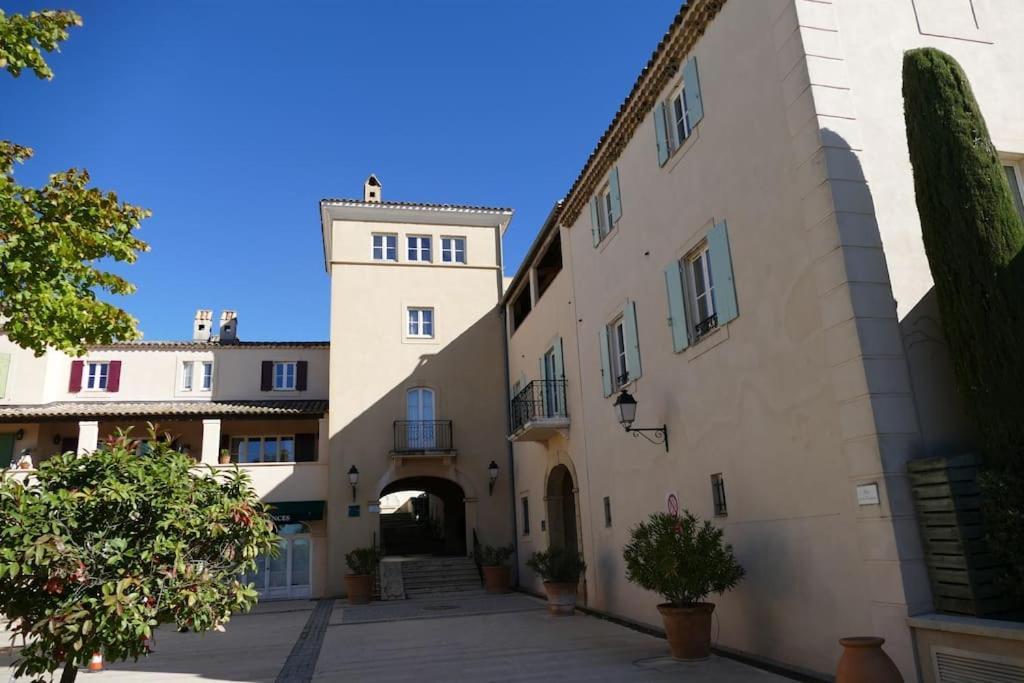 Appartement Clim & Piscine Sur Golf Pont Royal Eksteriør billede