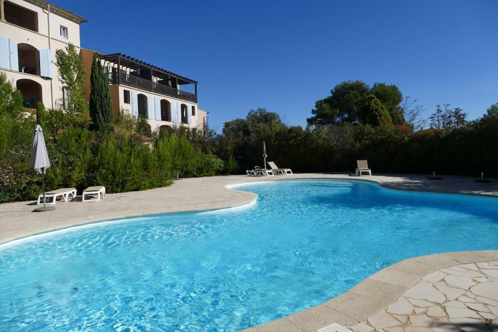 Appartement Clim & Piscine Sur Golf Pont Royal Eksteriør billede