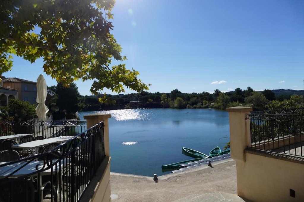 Appartement Clim & Piscine Sur Golf Pont Royal Eksteriør billede